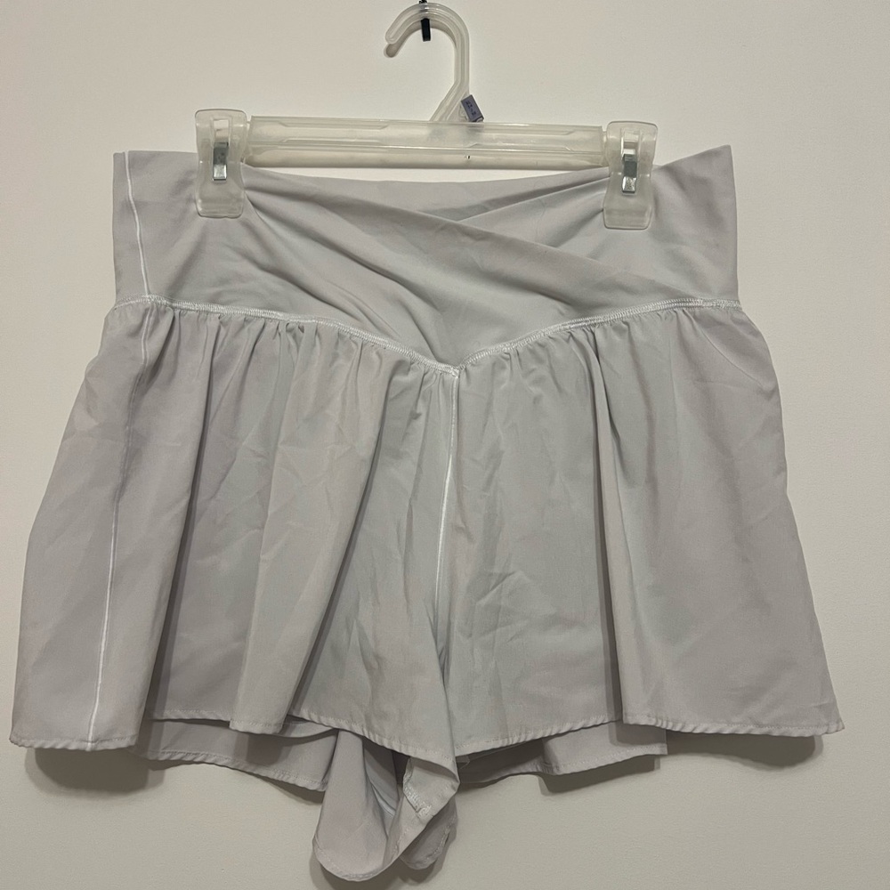 Aerie Crossover Shorts- White
